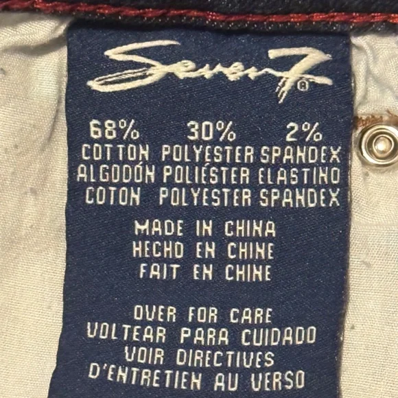 Seven7| Women's Girlfriend fit ripped jeans| Size 14 - Picture 3 of 8